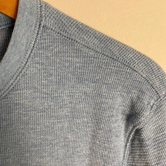 American Eagle Men's Pale Blue Long Sleeve Tight Waffle Knit LS T-Shirt Medium - Picture 5 of 13